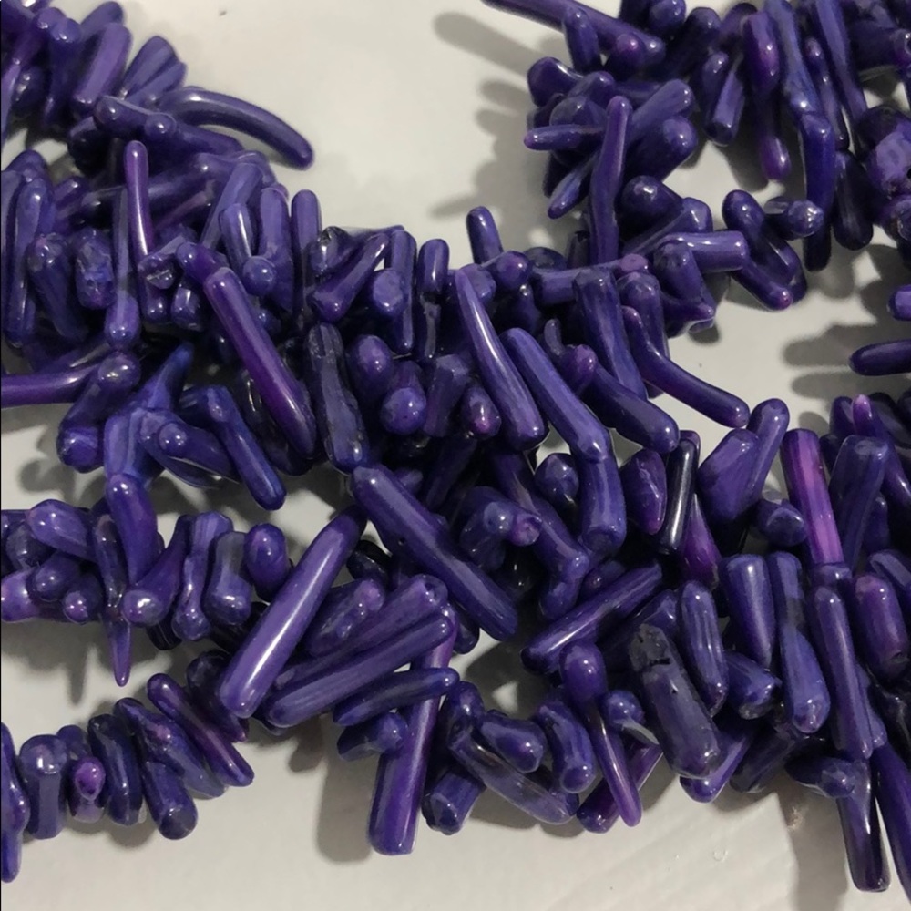 Purple necklace - Picture 2 of 2